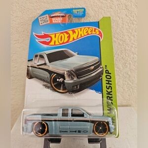 Hot Wheels Chevy Silverado HW Workshop 249/250